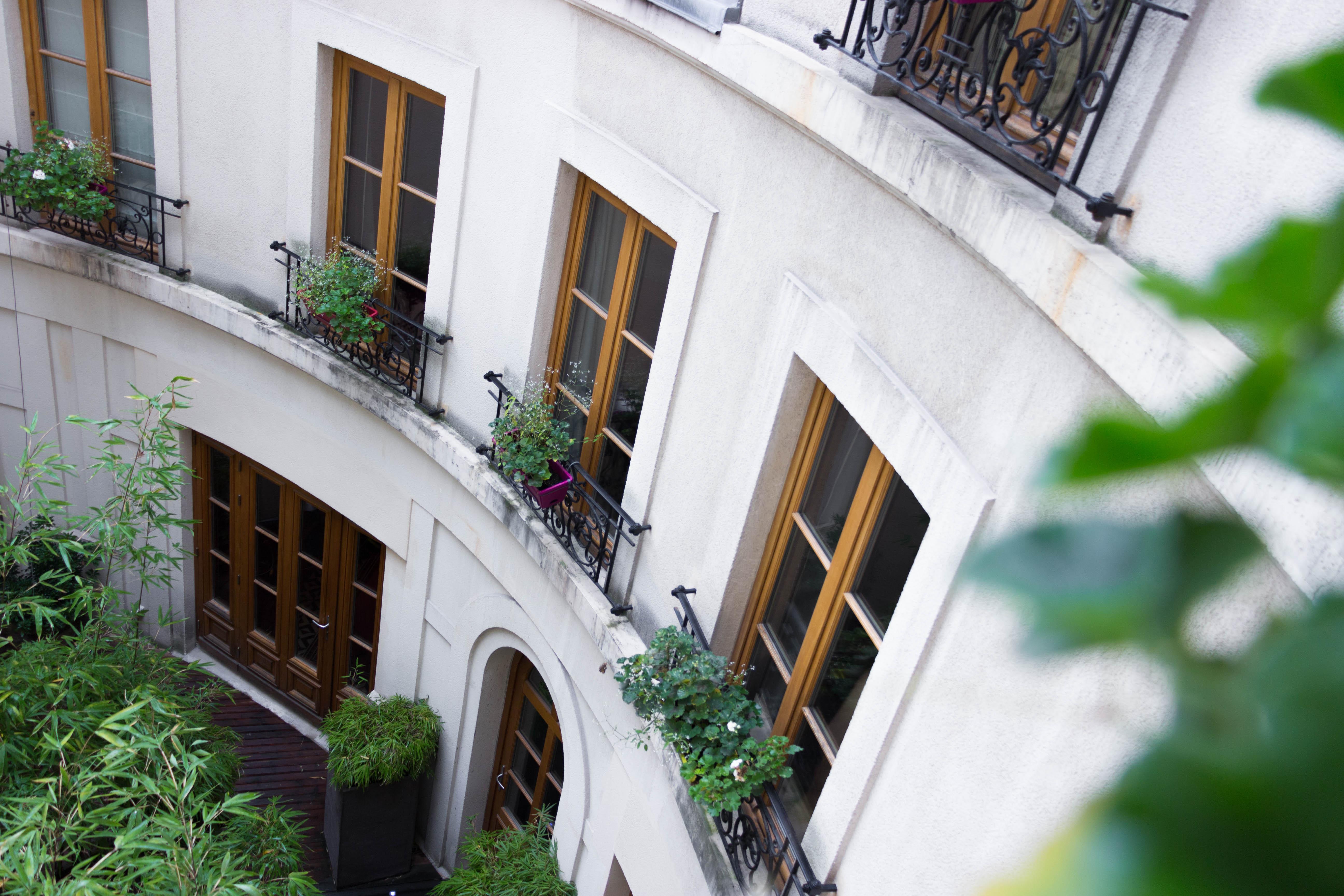 Hotel Du Prince De Conti Paris Exterior photo